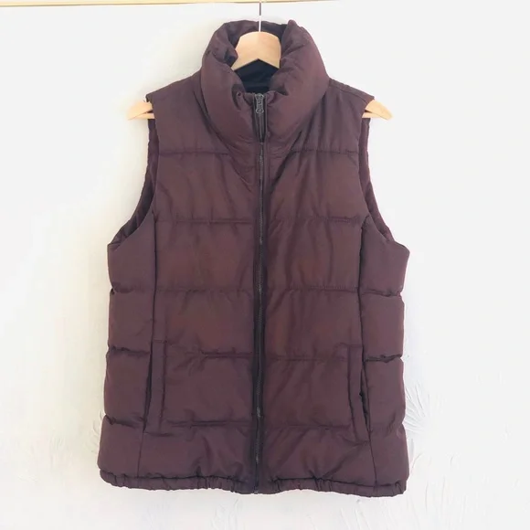 Old Navy Maroon Puffer Vest - Womens L - Picture 2 of 5